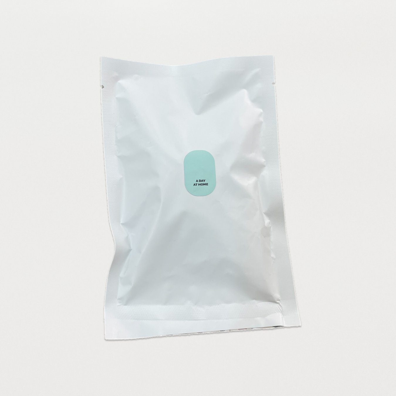 A DAY AT HOME DIFFUSER BAG