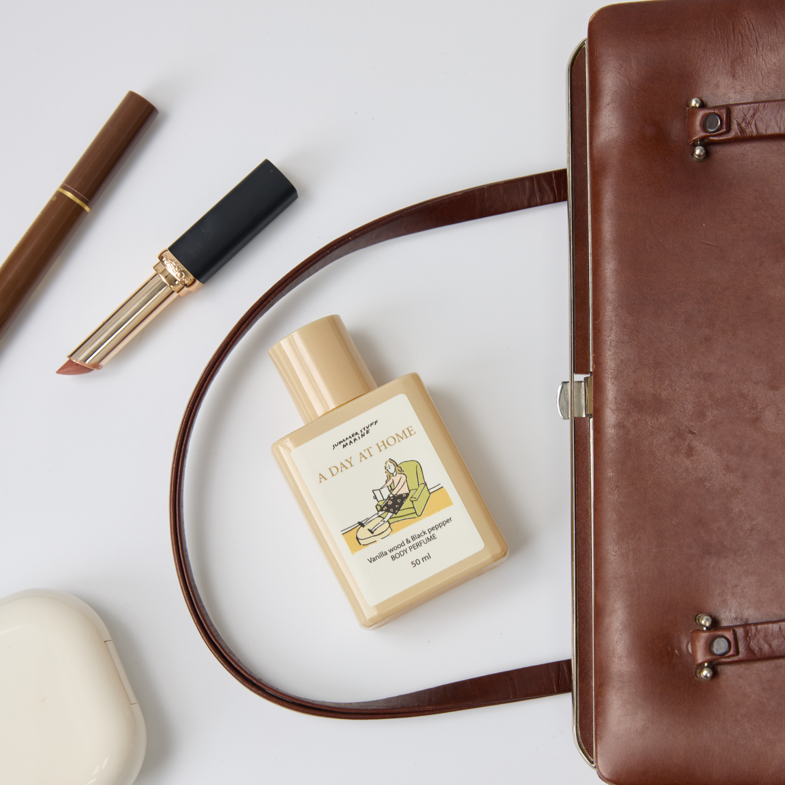 A DAY AT HOME BODY PERFUME