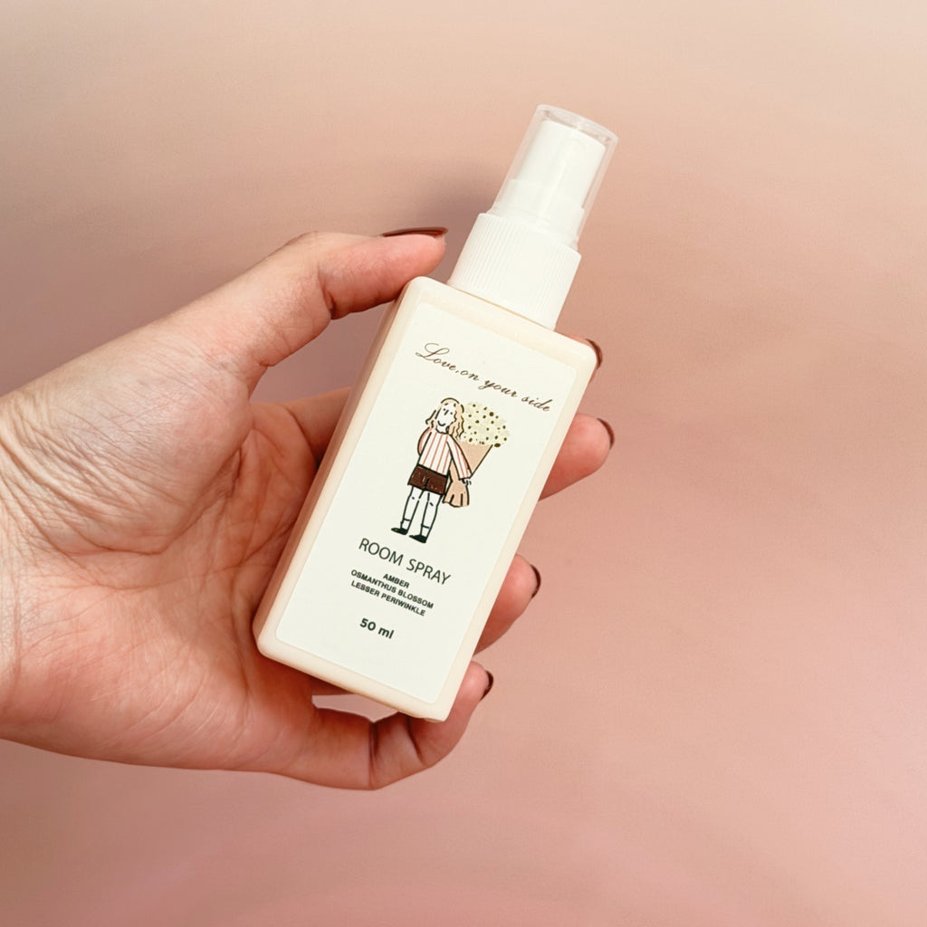 LOVE ON YOUR SIDE ROOM SPRAY