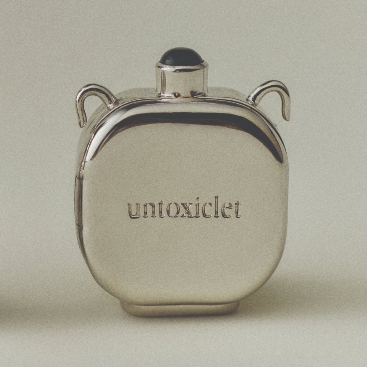 UNTOXICLET - LOCKET PERFUME BALM NECKLACE
