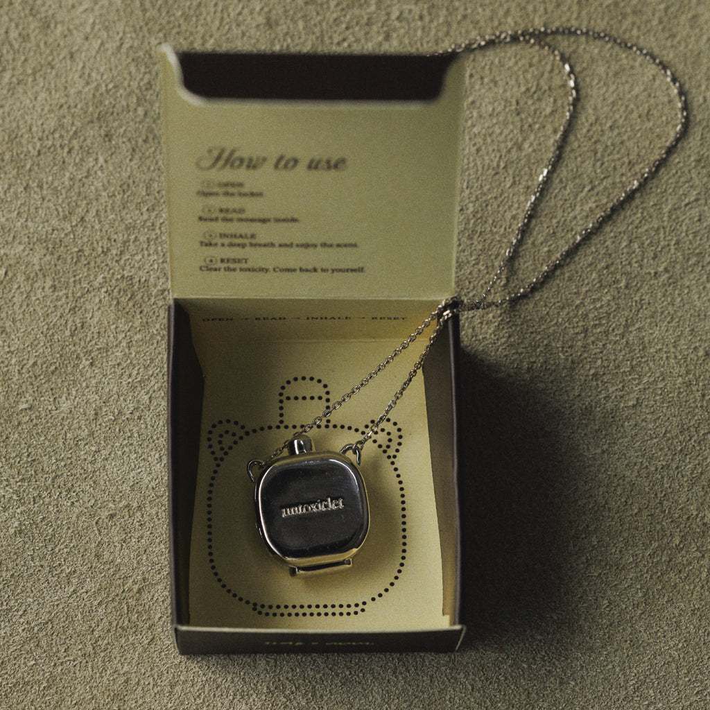 UNTOXICLET - LOCKET PERFUME BALM NECKLACE
