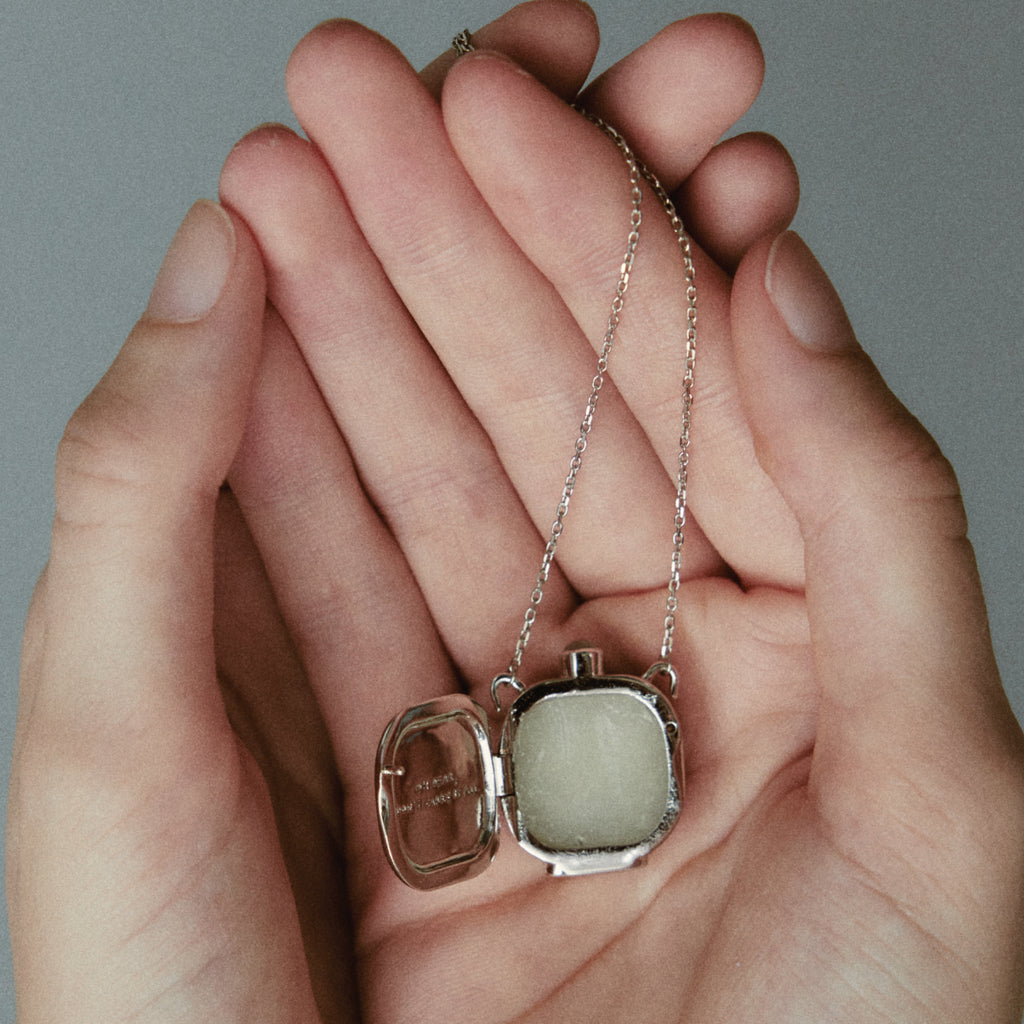UNTOXICLET - LOCKET PERFUME BALM NECKLACE